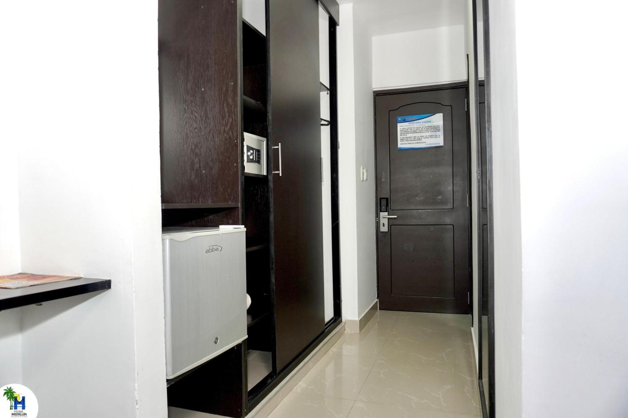 Hotel Medellin Rodadero Gaira Buitenkant foto